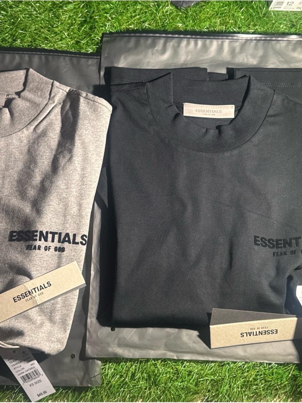 Bundle 2 Fear of God ESSENTIALS Crewneck Tee - Grey with Black Logo